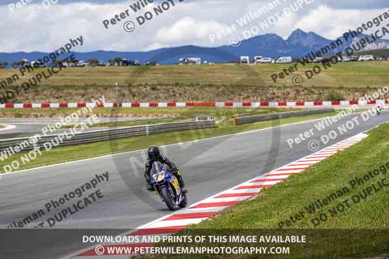 cadwell no limits trackday;cadwell park;cadwell park photographs;cadwell trackday photographs;enduro digital images;event digital images;eventdigitalimages;navarra;no limits trackdays;peter wileman photography;racing digital images;trackday digital images;trackday photos